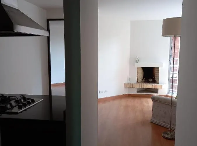 Aparta Estudio Arezzo 60